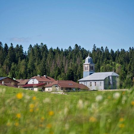 Les Loges Du Jura 4 Etoiles Lejlighed Nanchez Eksteriør billede
